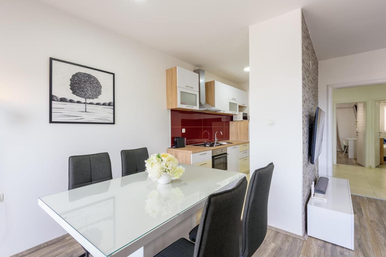 Apartment Tina Ploce  Eksteriør bilde